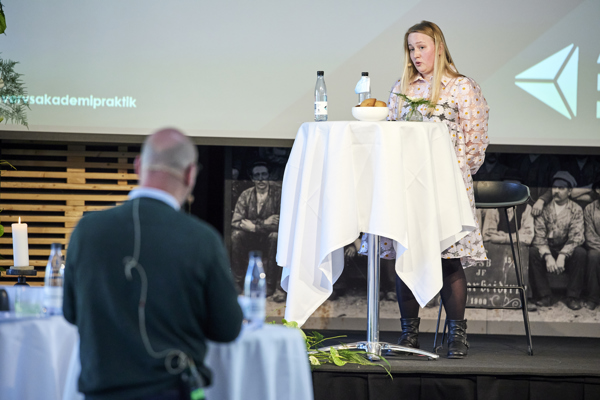 Cphbusiness-studerende vinder specialpris ved Årets Erhvervsakademipraktik 2021